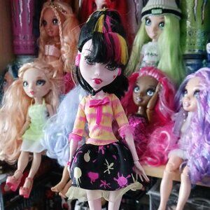 Monster high g1 art class Draculaura doll